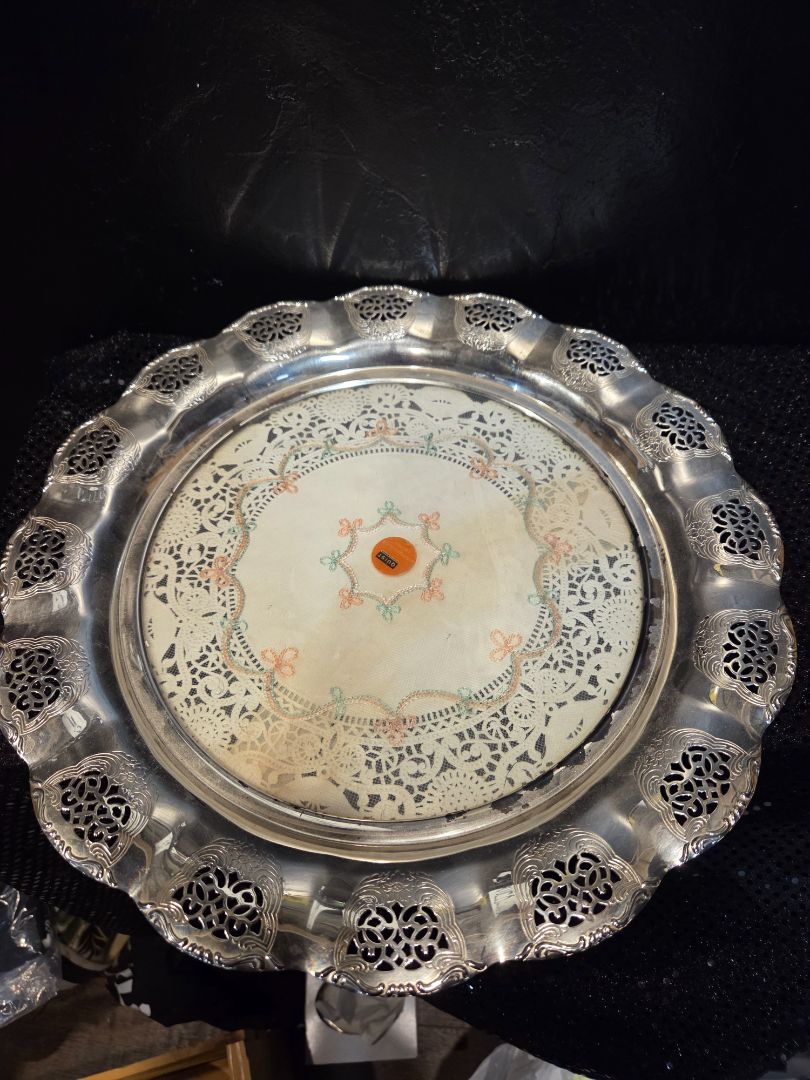 Vintage Silver plated Serving Tray with doily insert