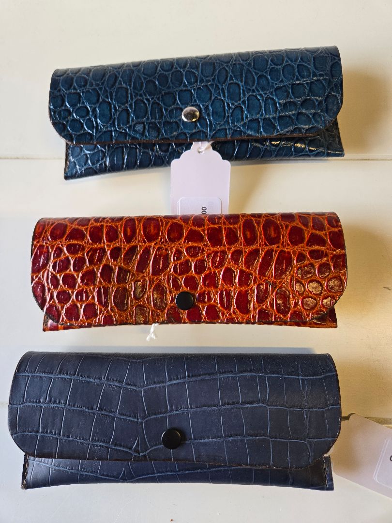 Leather glasses case