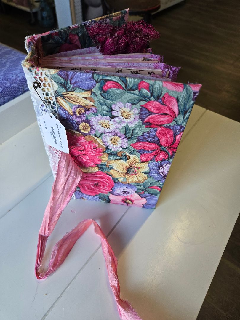 Junk Journal -Pink Rosy