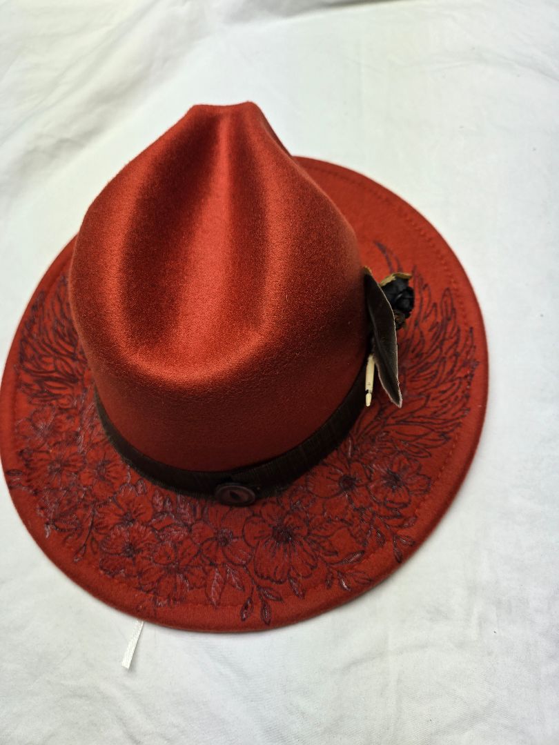 burnt orange  Hat-burnt-wings and flours, adjustable