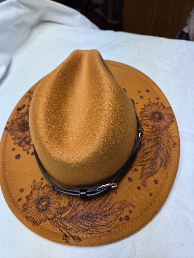 yellow/orange  Hat'burnt-feathers, adjustable