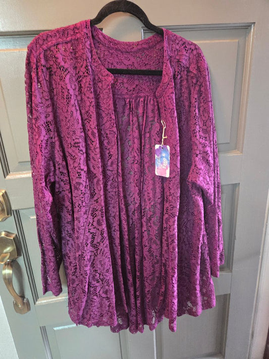 Duster plum lace