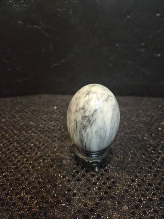 Alabaster egg w/stand