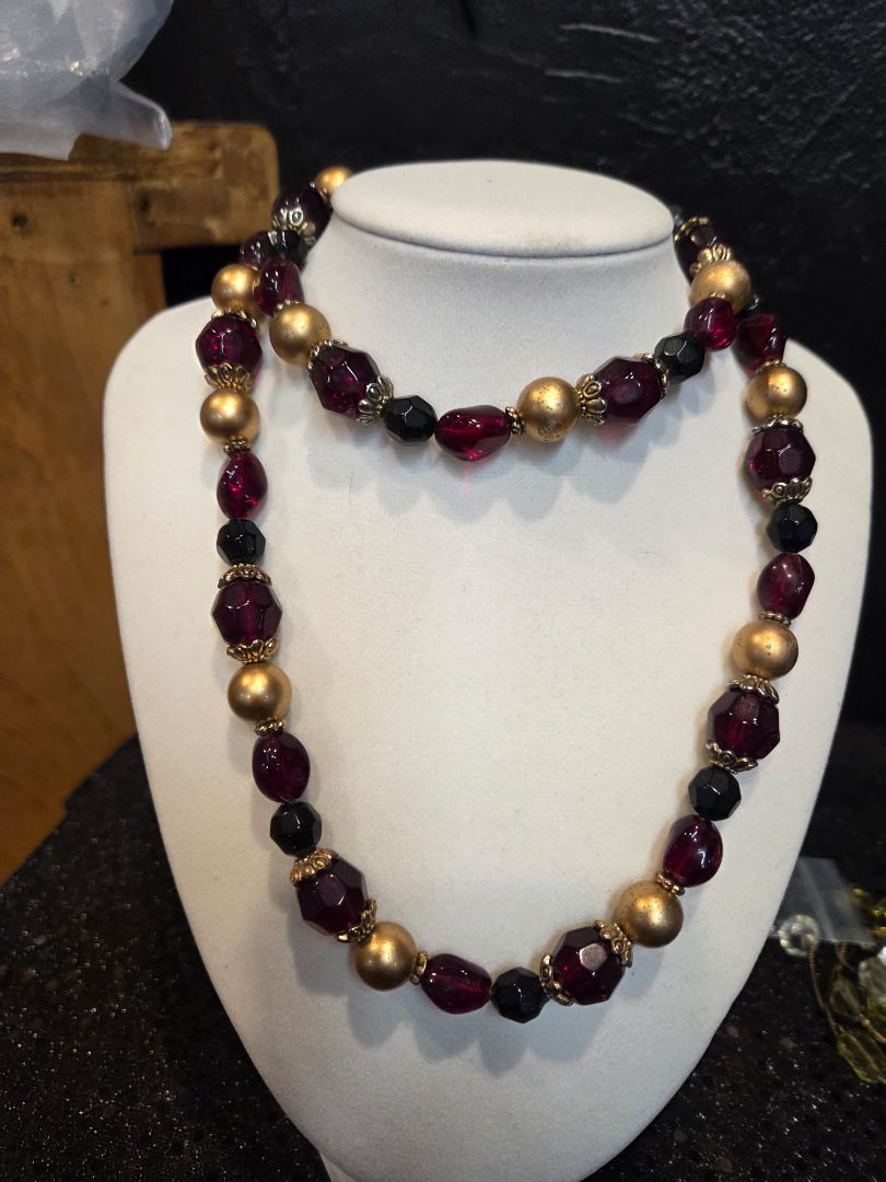 Vintage Burgundy and Gold Beaded Necklace
