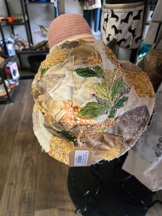 Bucket hat appliqued boho