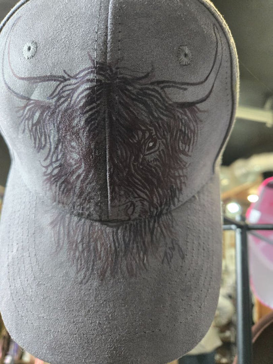 Ballcap highland cow