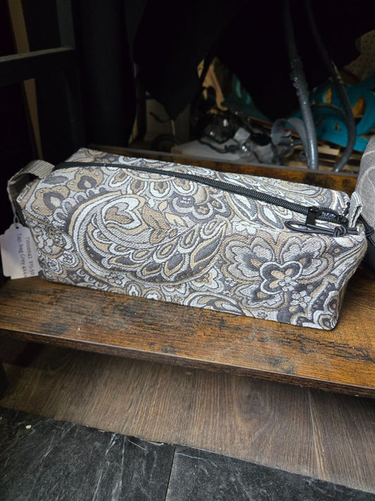Cosmetic bag long paisley gray
