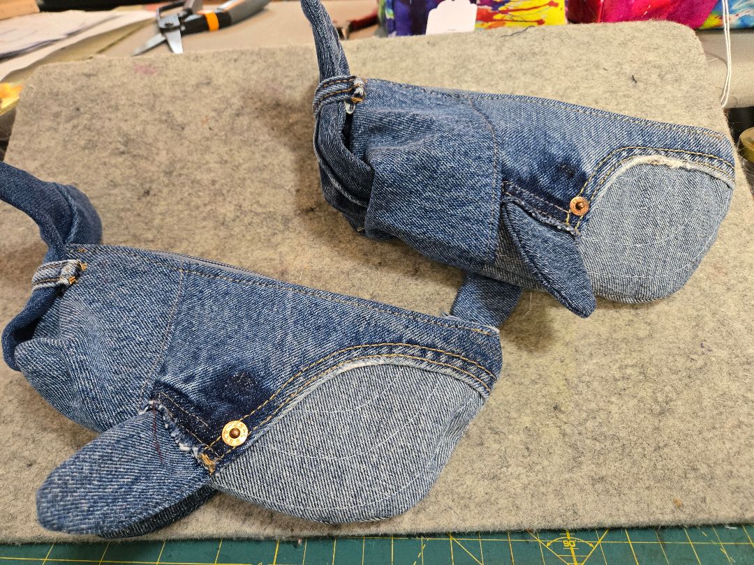 Pouch whale