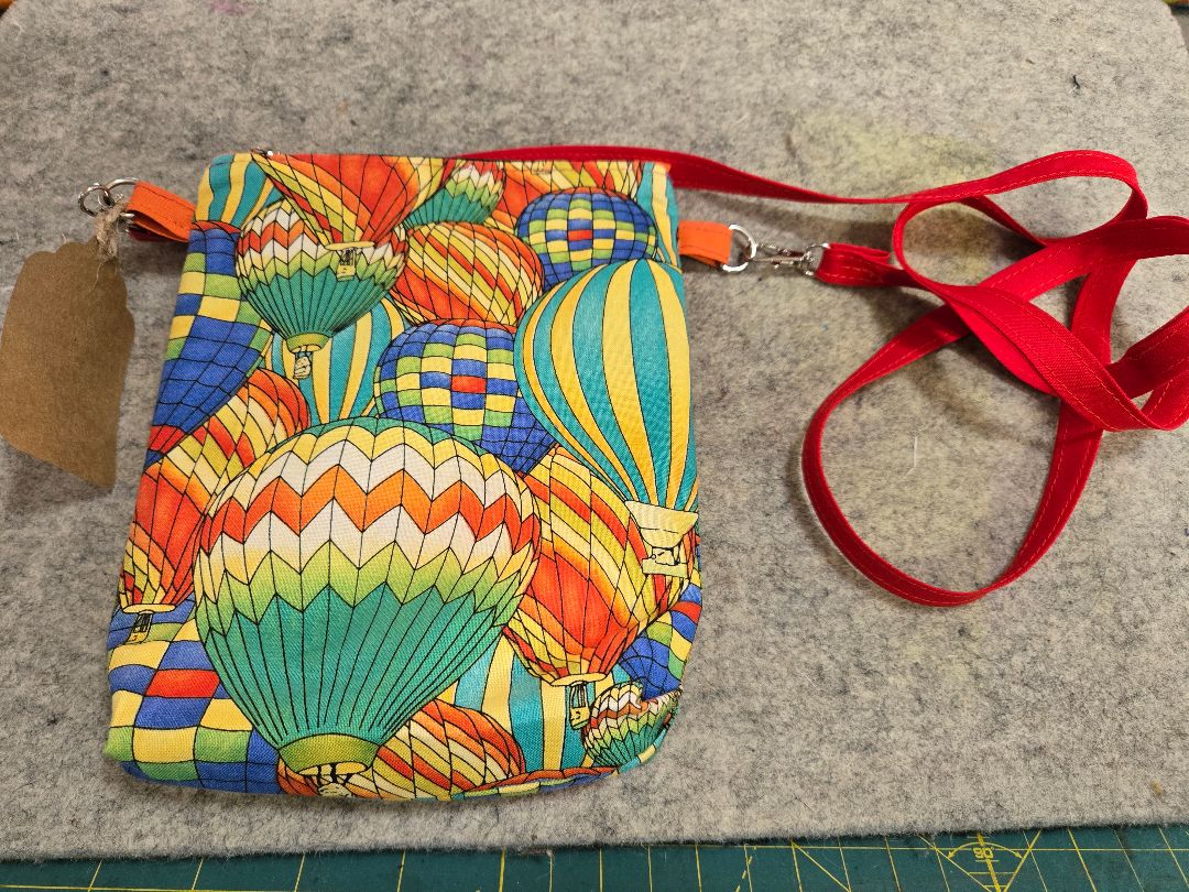 pouch crossbody balloons