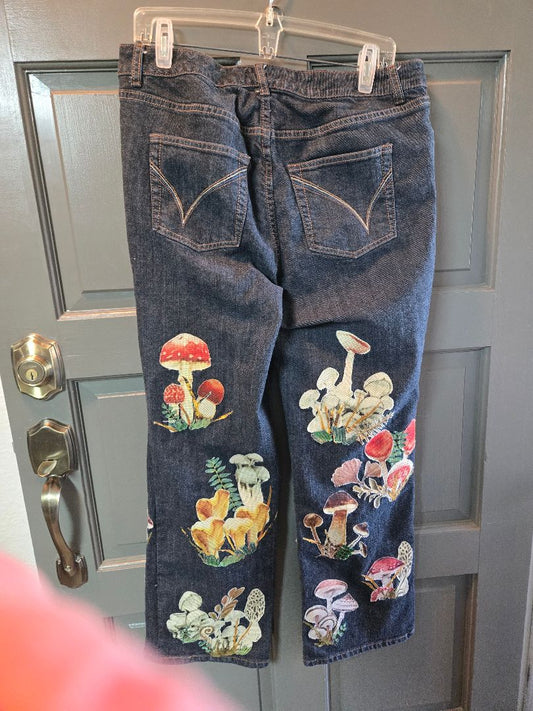 Jeans black mushrooms