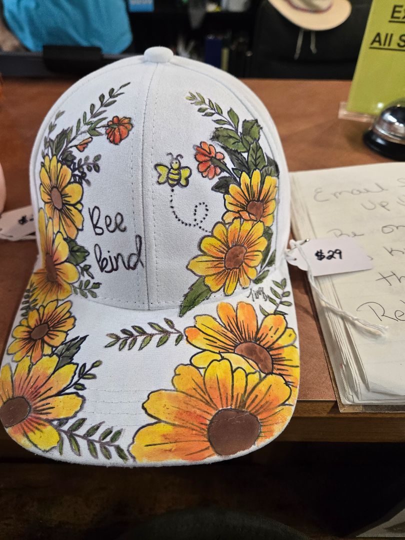 Ballcap Bee Kind