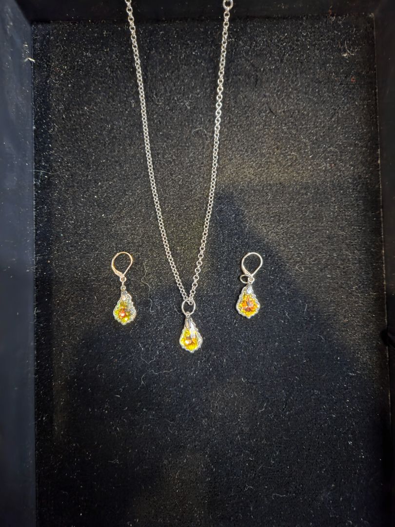 Swarovski Yellow Crystals Necklace and Earrings
