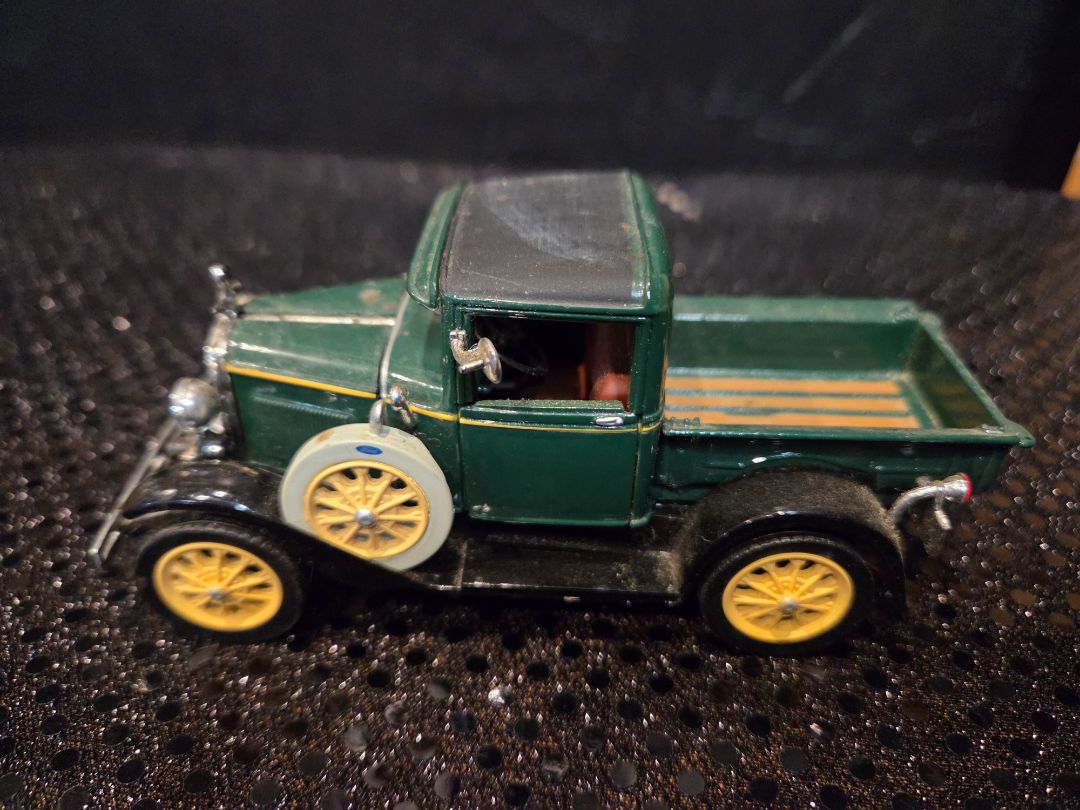 National Motor Museum 1931 ford Model A pick up Truck Diecast