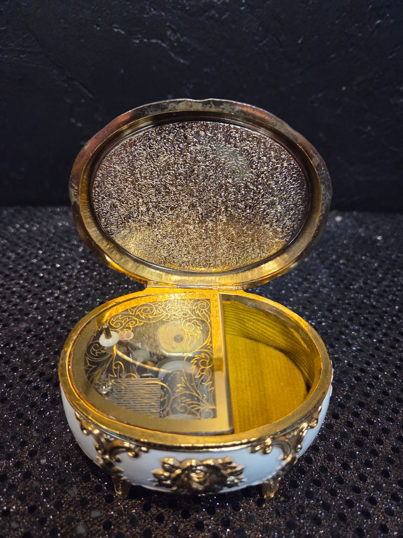 Vintage  Porcelain Trinket/Music Box
