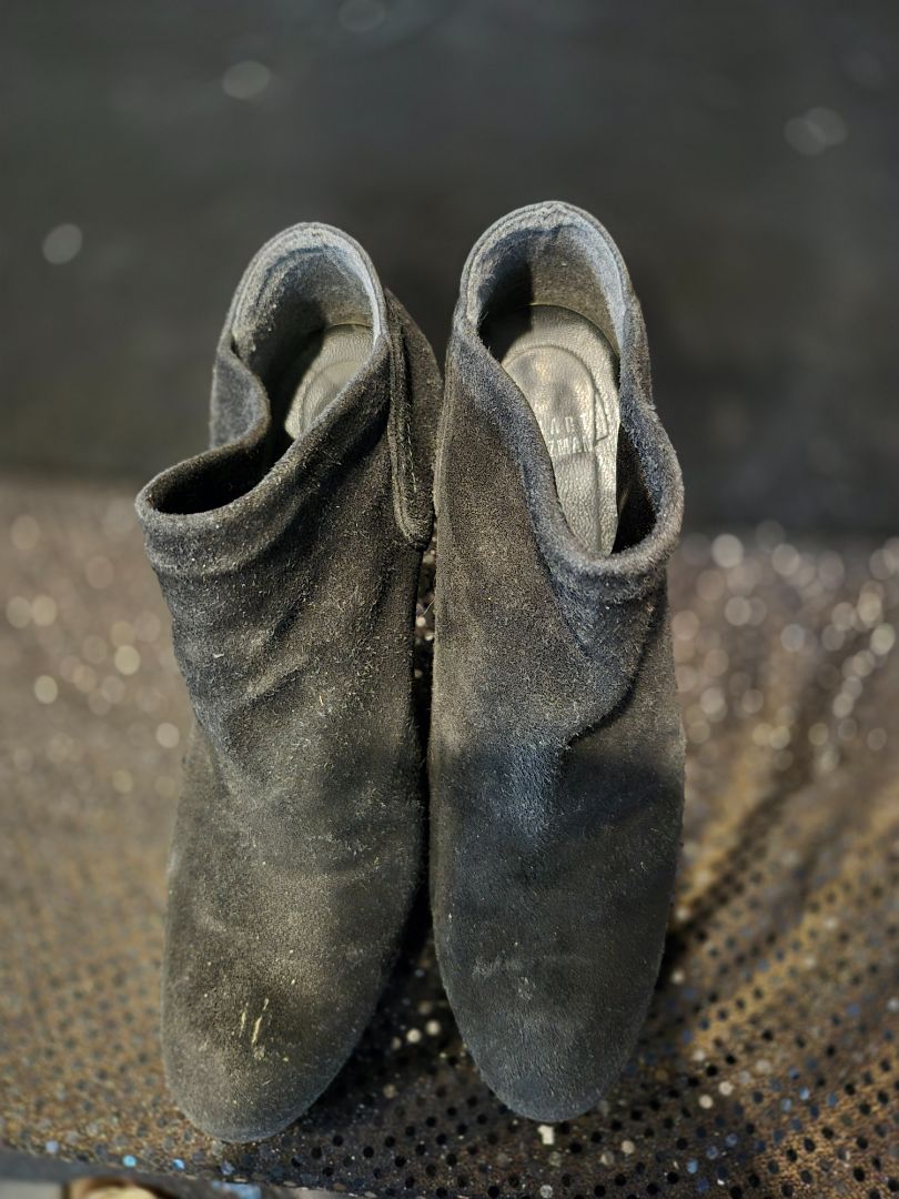 Stuart Weitzman Black Suede Ankle Boots (sz 36)