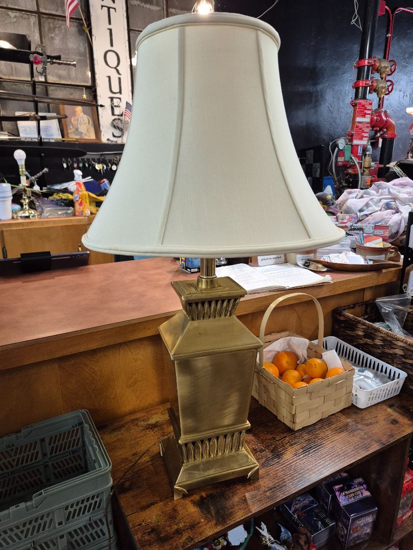 Vintage Brass Chinoiserie Table Lamp