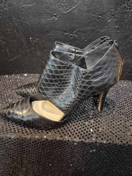 Vince Camuto Black Heels