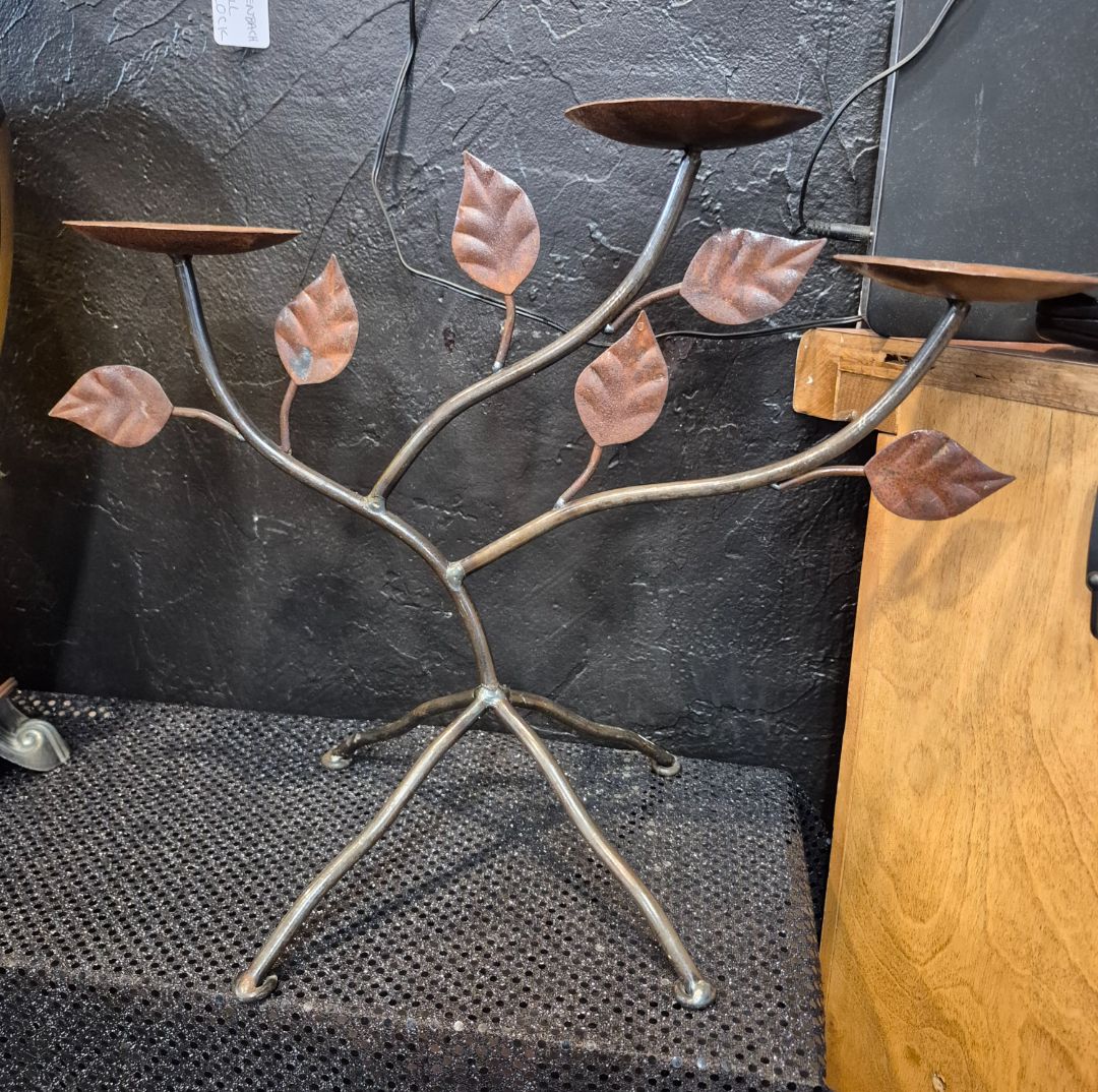 Pillar Candle Holder