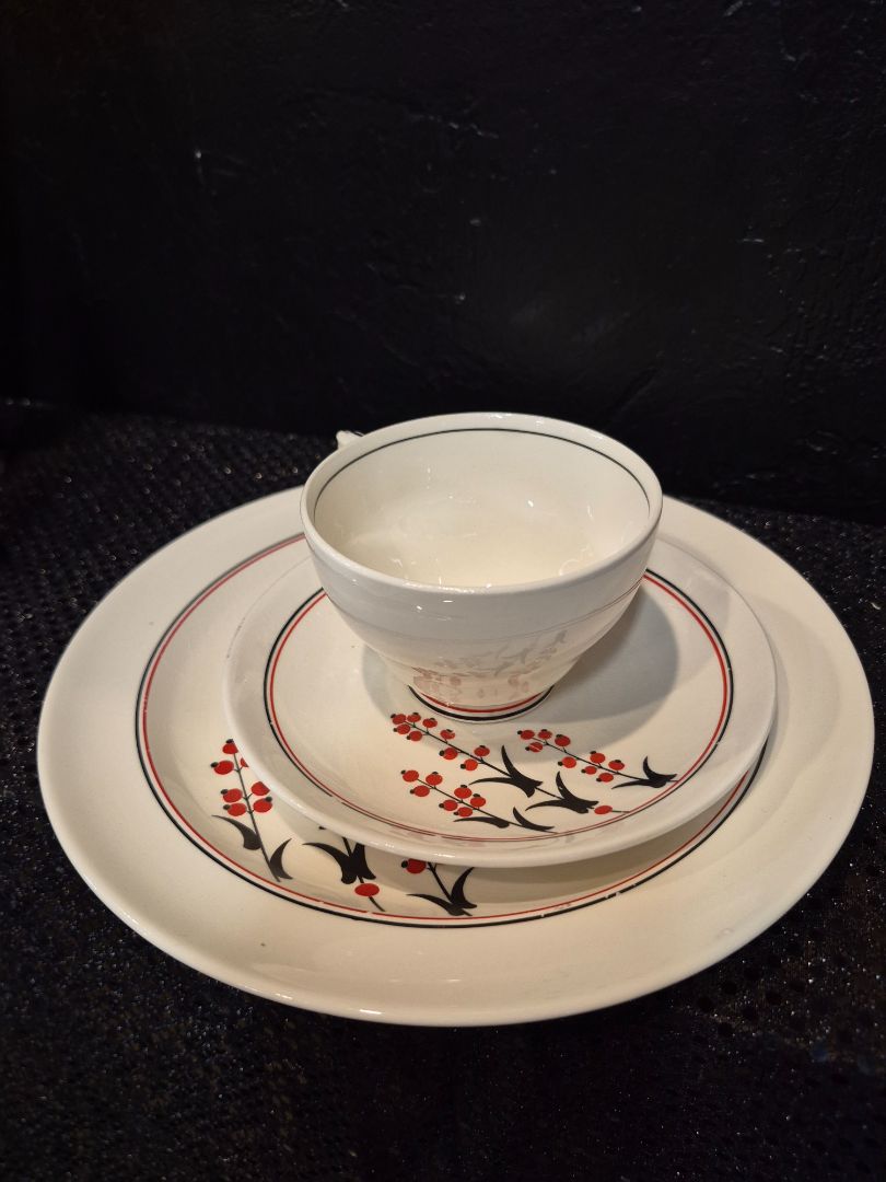 Harker Pottery Red Poppy Dinner Plate, Cake plate and Cup