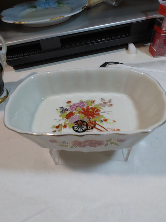 Vintage Japanese reticulated Porcelain centerpiece “Hanaguruma” basket motif