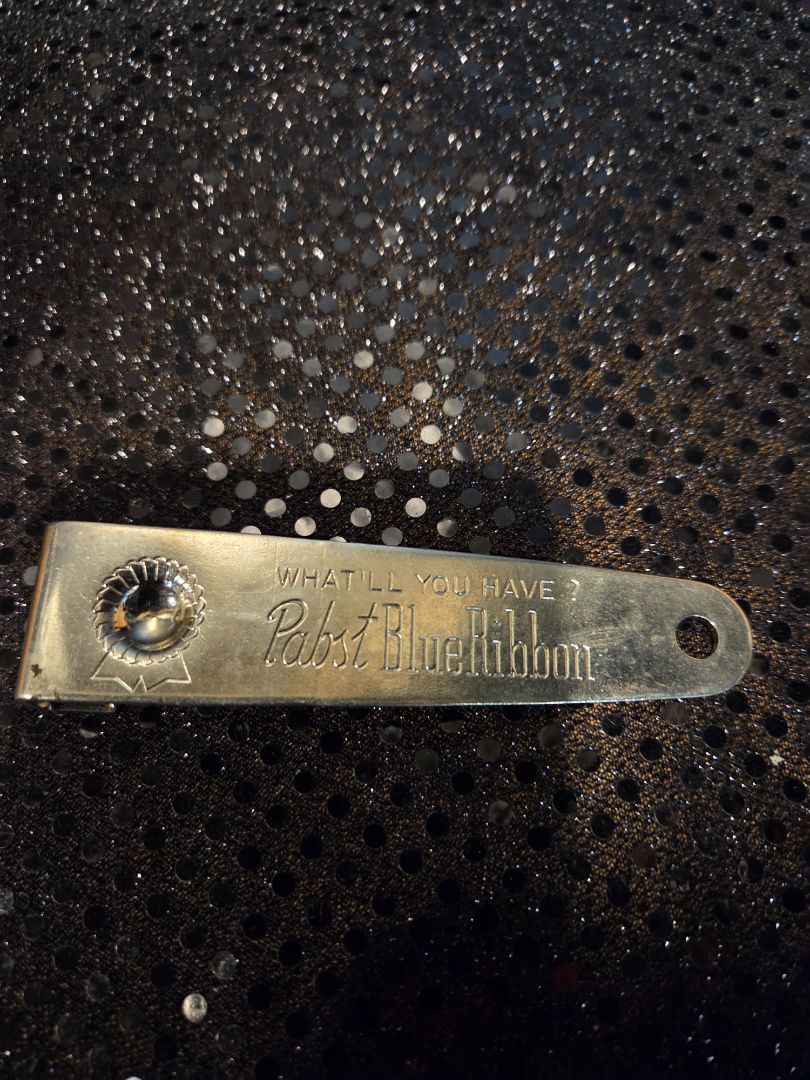 Vintage Pabst Blue Ribbon Vaughn Bottle Opening with Hanging hole