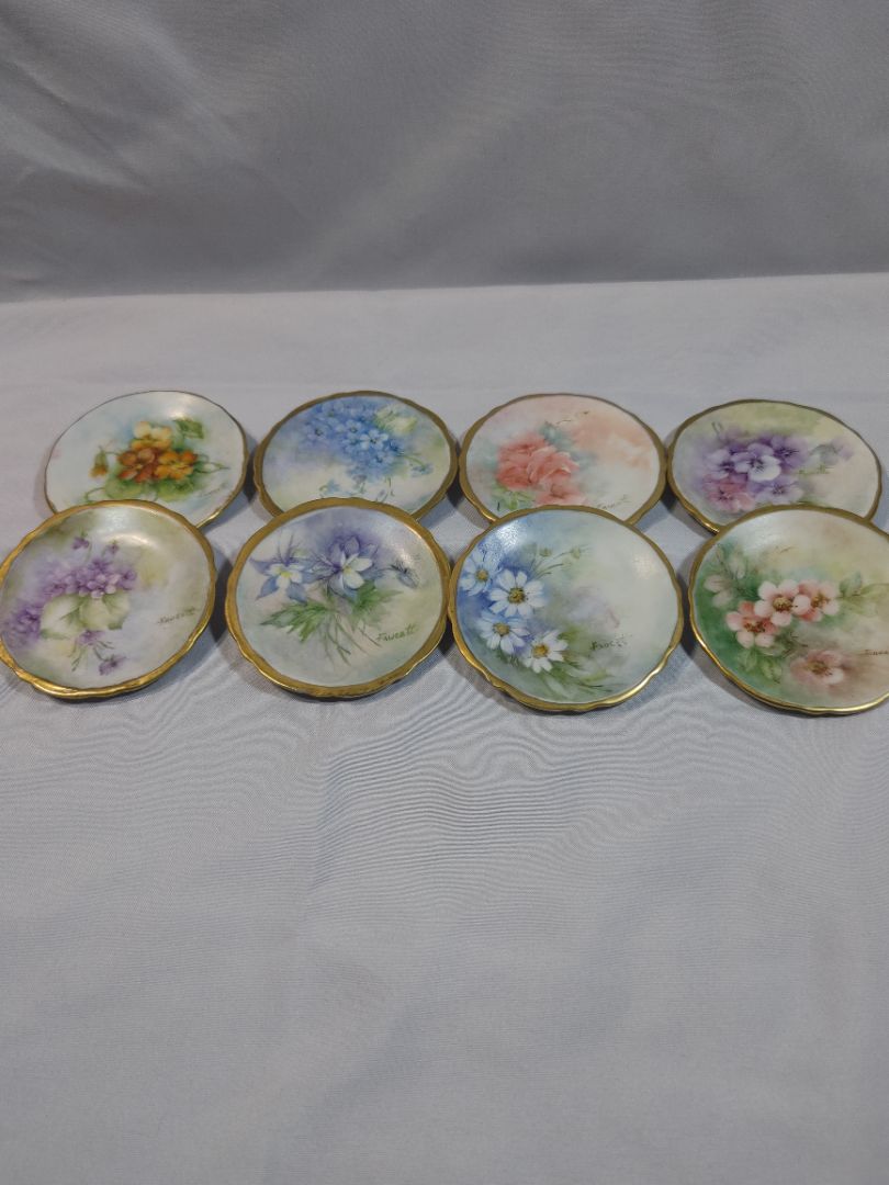 Vtg Set of 8 Hand Painted Floral Porcelain butter pats/plates – Signed Faucett Gold Trim, 2.5"