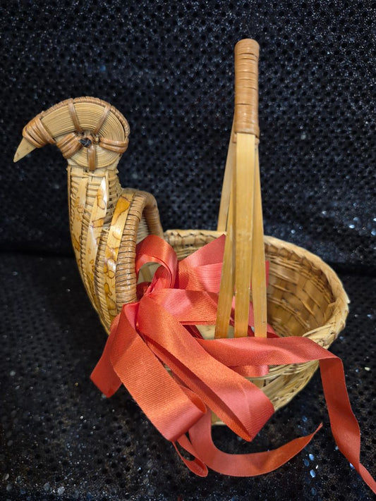 Vintage Duck basket