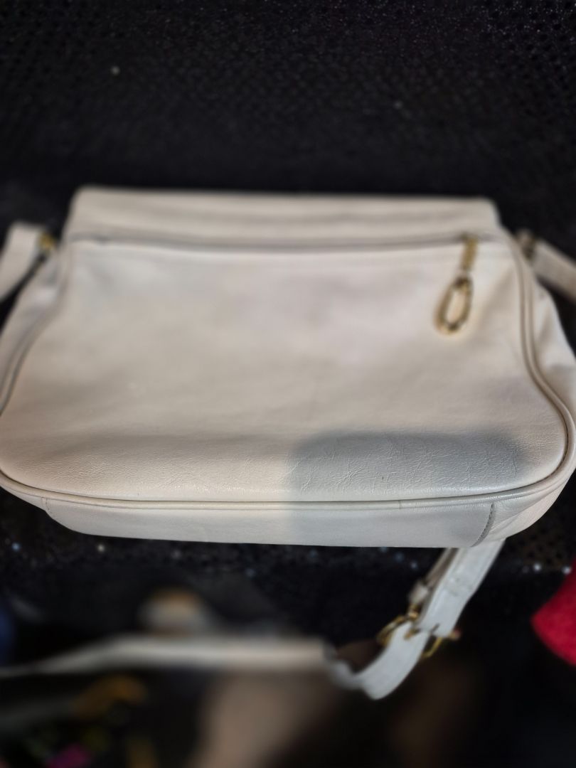 Valerie Stevens Beige Handbag