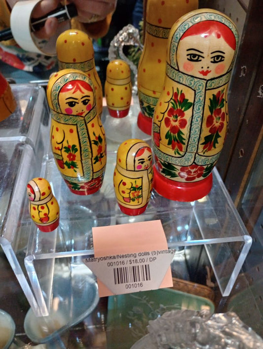 Matryoshka/Nesting dolls (5)vintage