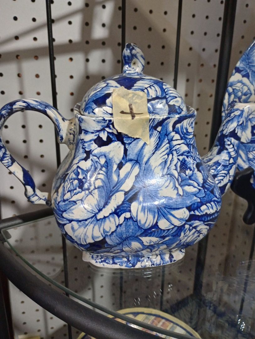 Churchill Bermuda Blue Georgian teapot