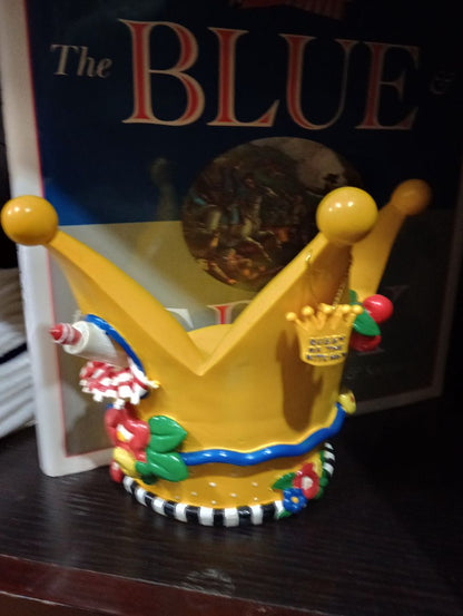 ME crown bookends
