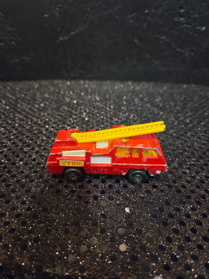 1975 Matchbox Superfast Blaze Buster Fire Ladder Truck Lesney England