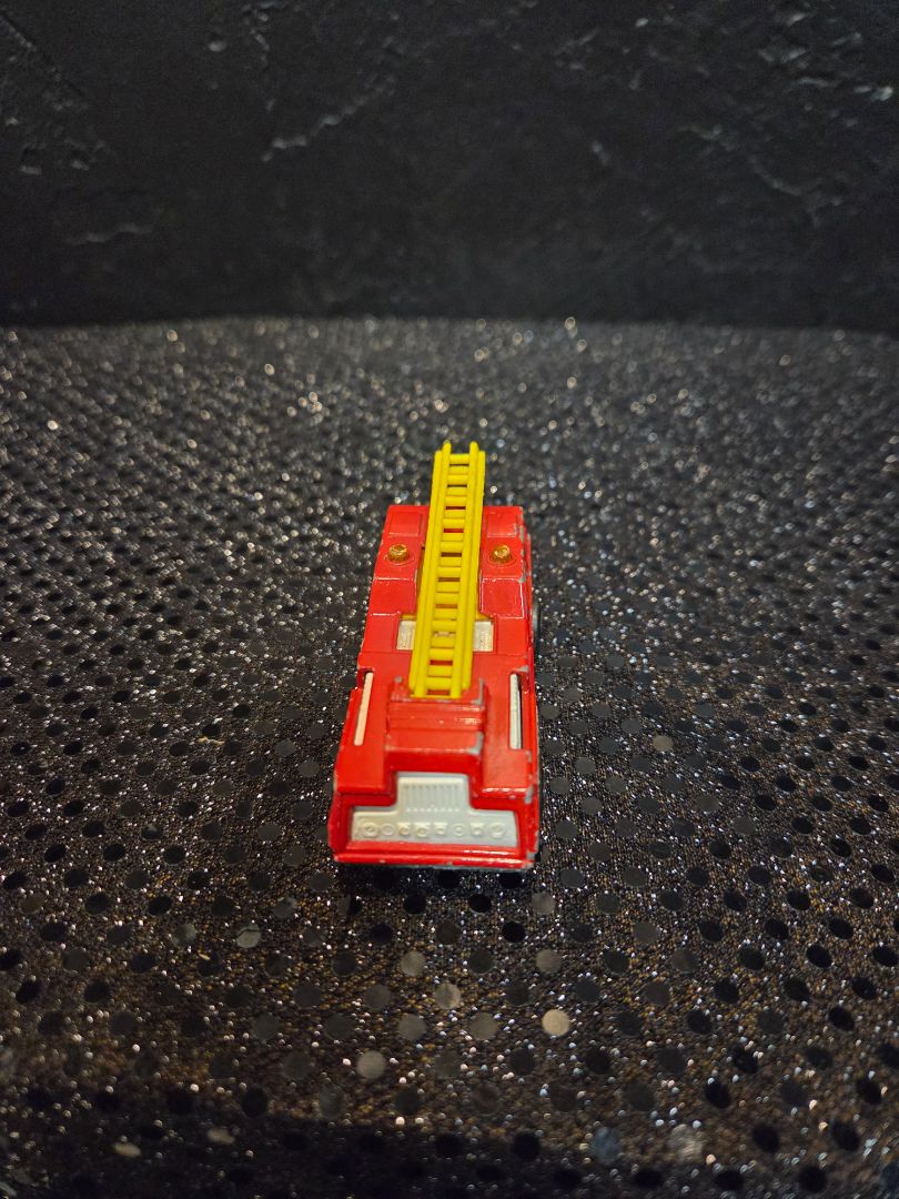 1975 Matchbox Superfast Blaze Buster Fire Ladder Truck Lesney England