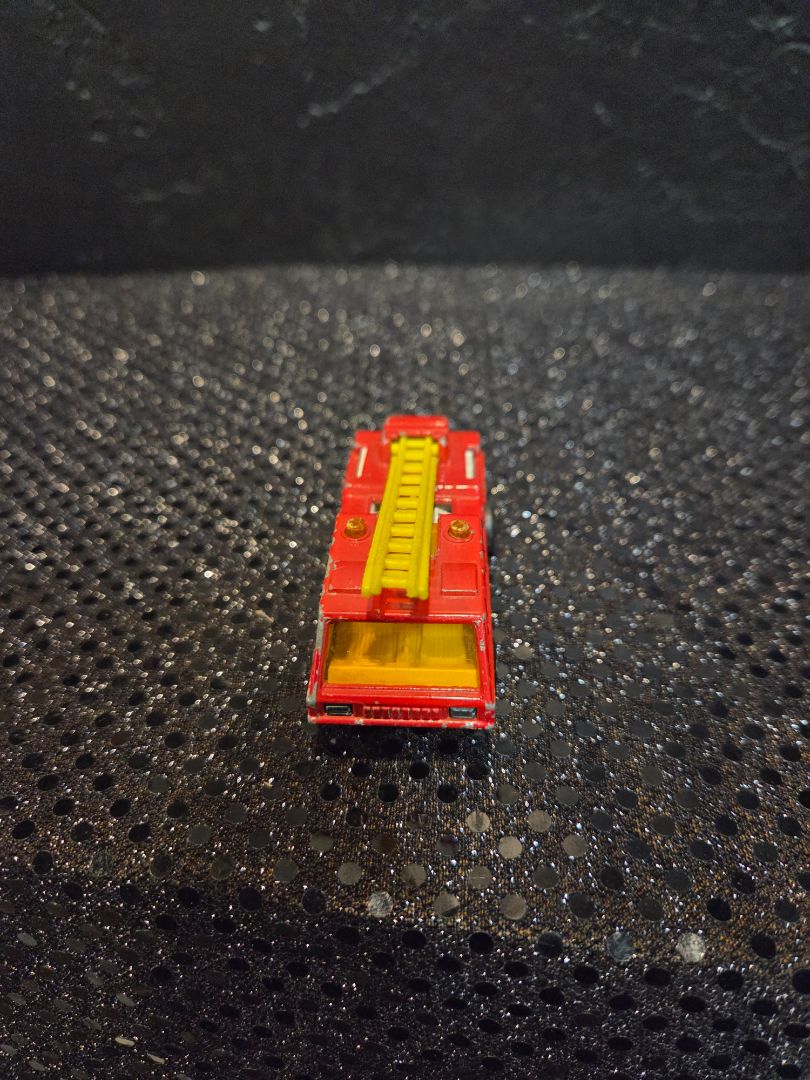 1975 Matchbox Superfast Blaze Buster Fire Ladder Truck Lesney England