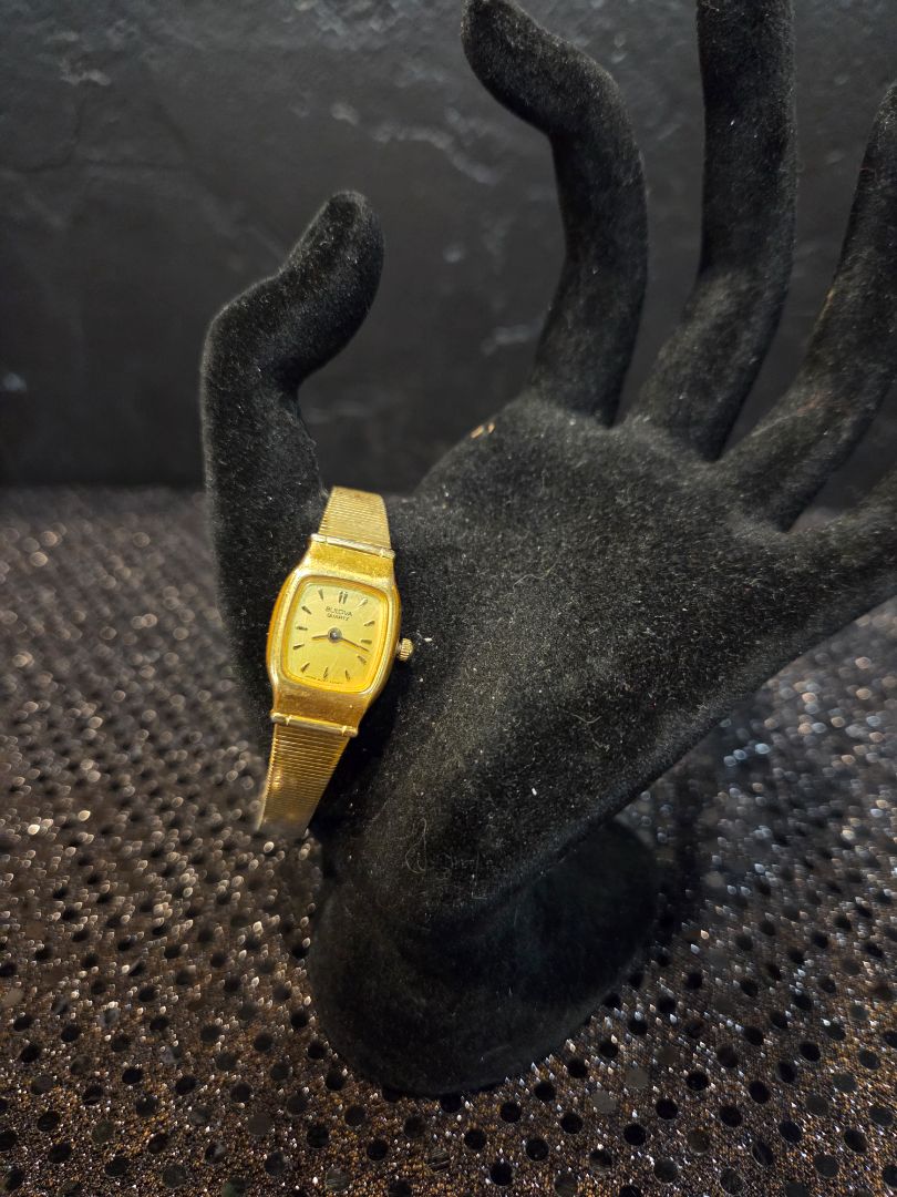 Bulova Quartz Ladies watch