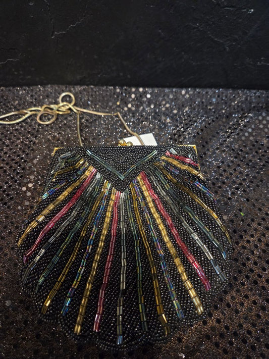 Vintage 1970's Bechamel Purse beaded Clam Shell