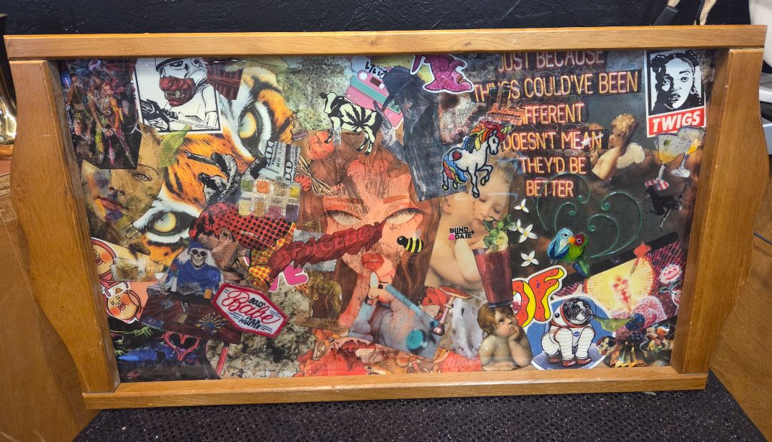Serving Tray with Resin/Epoxy and Stickers Kissing Parrots
