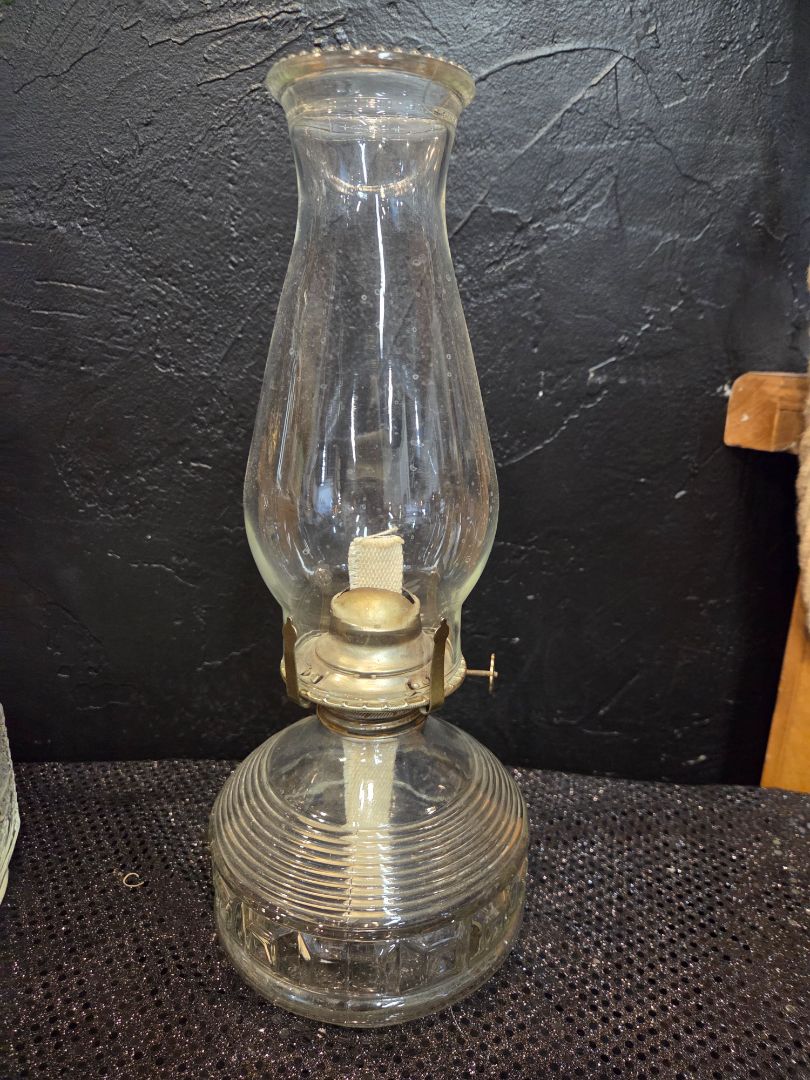 Vintage Kaadan Ltd Hurricane oil lamp