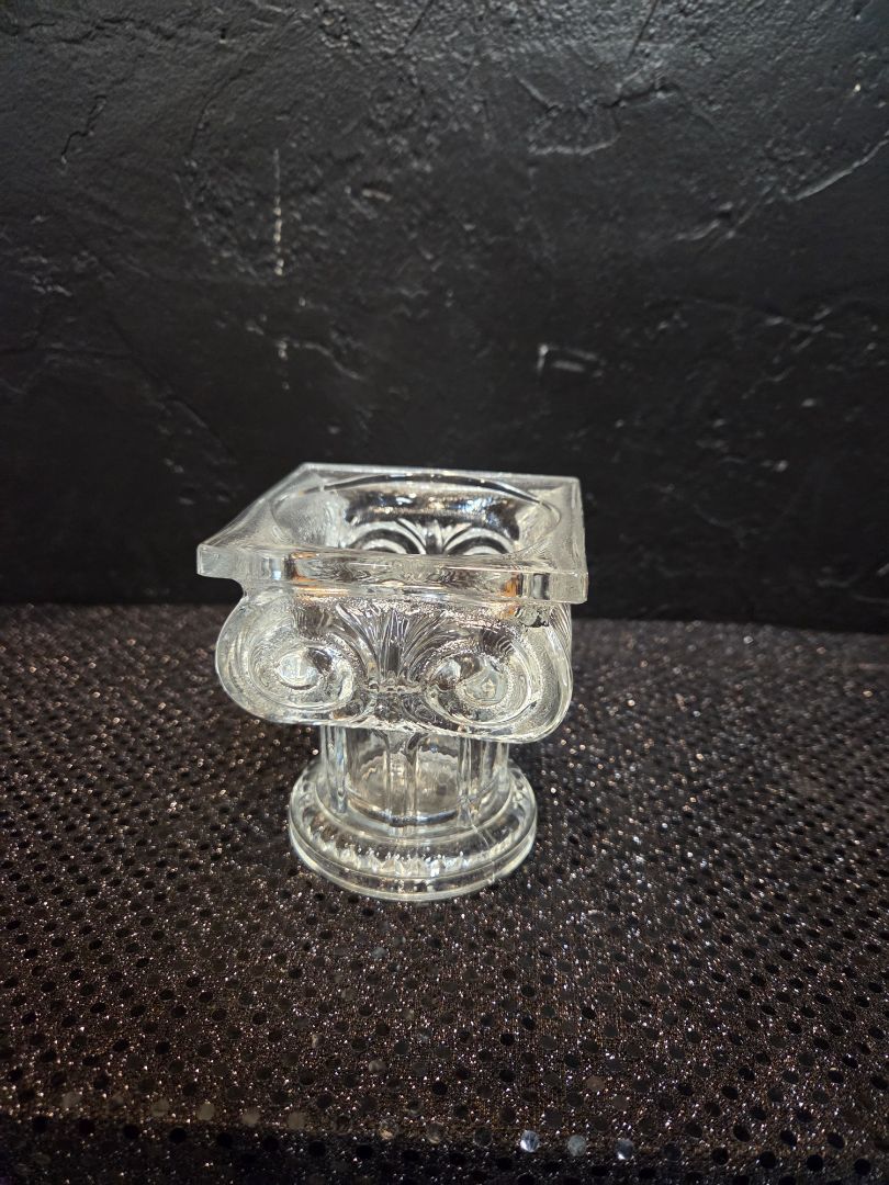 Square Romanesk vase