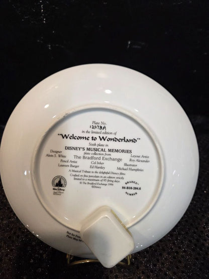 Bradford Alice in Wonderland Musical Plate Welcome to wonderland
