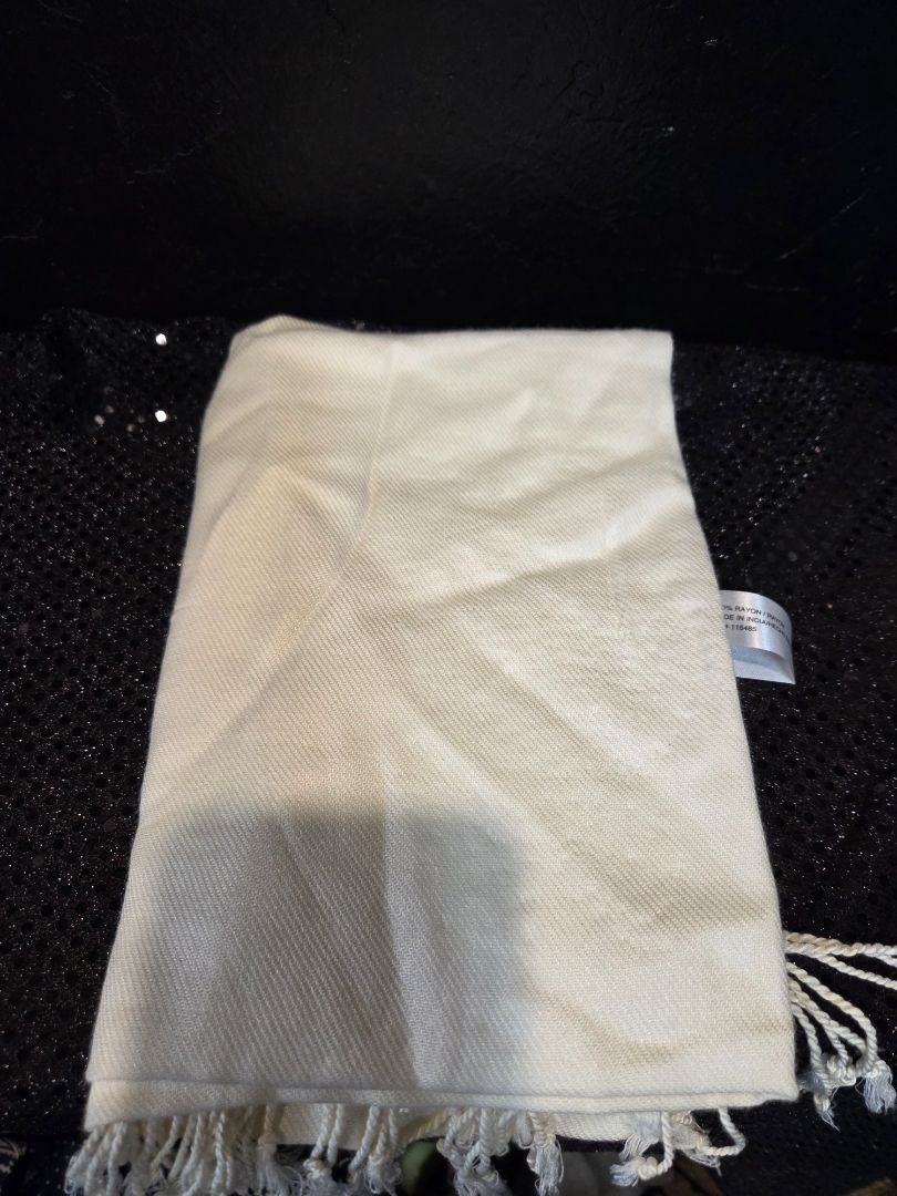 Scarf Cream Color (New)