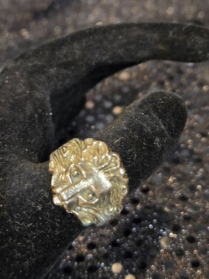 Wht bronze  Bikers ring white Bronze lions head