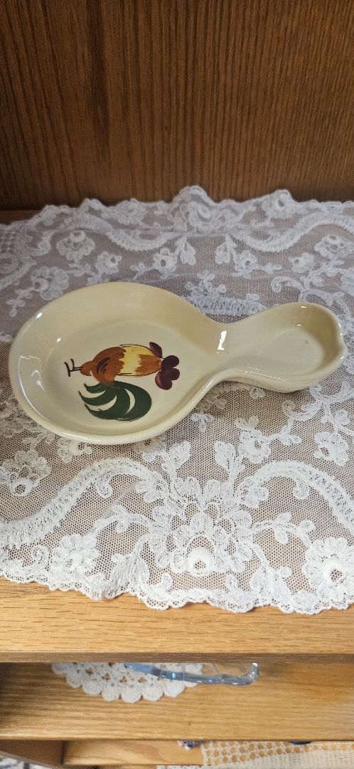 Metlox Vintage California provincial spoon rest