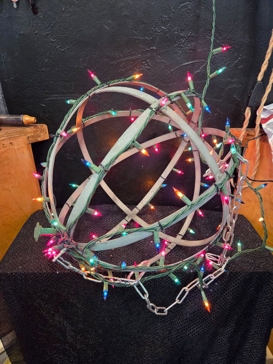 Round Metal Frame with Christmas Lights 15.5 inches