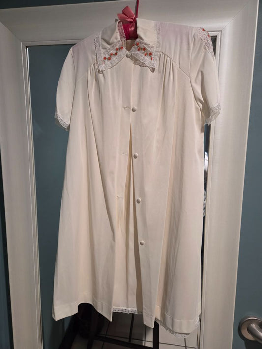 Vintage Vanity Fair Made in USA Nightgown and Robe