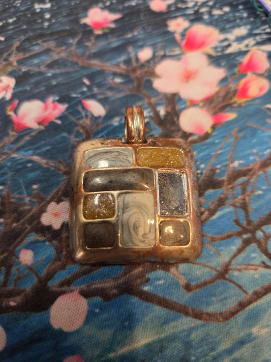 KC Pendant