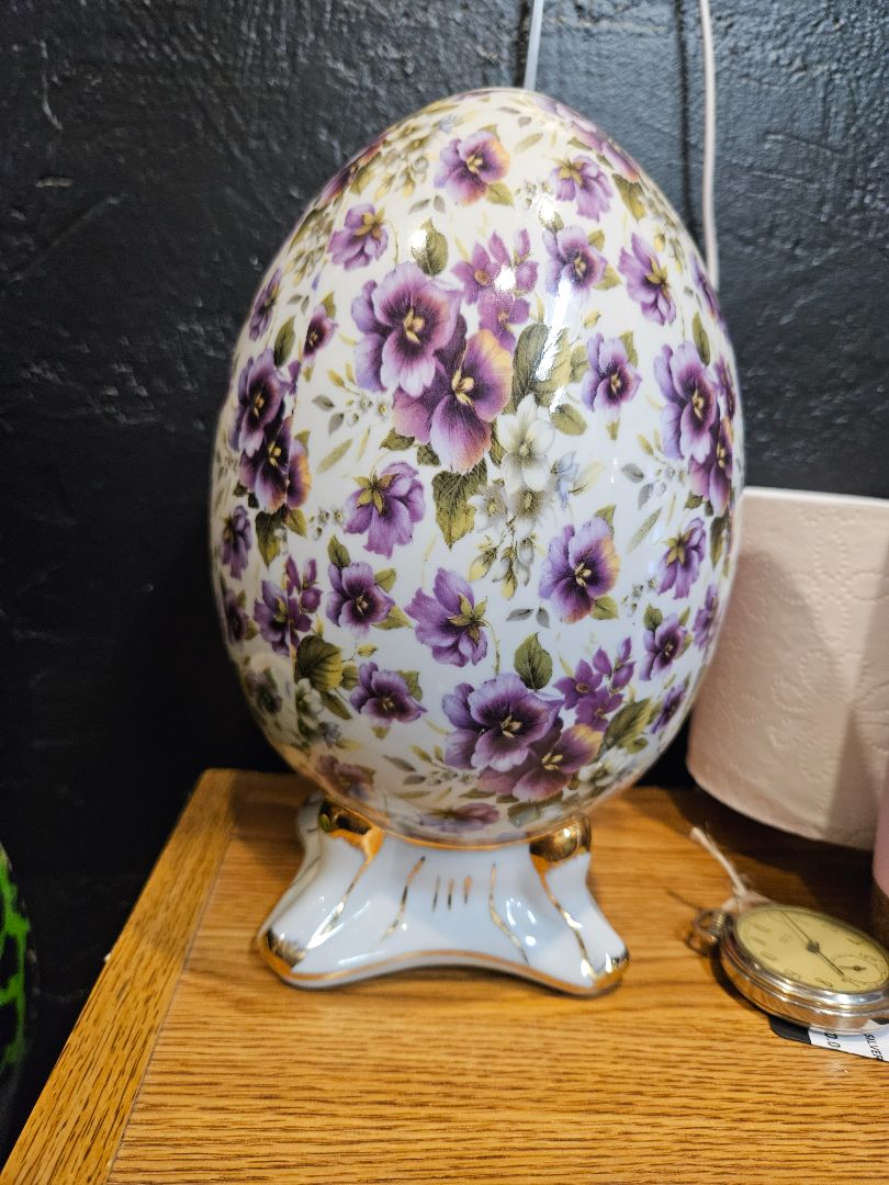 Baum Brothers Purple flower, golden trimmed egg, 10in