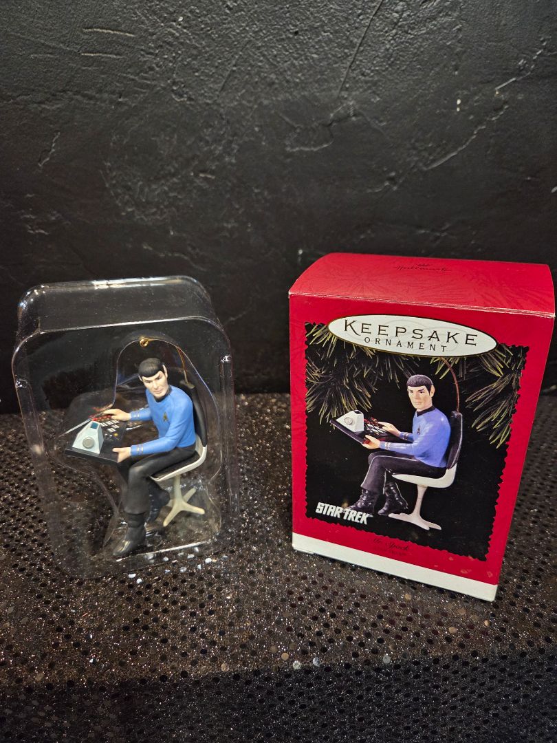 Hallmark Keepsake Ornament Star Trek Mr. Spock USS Enterprise