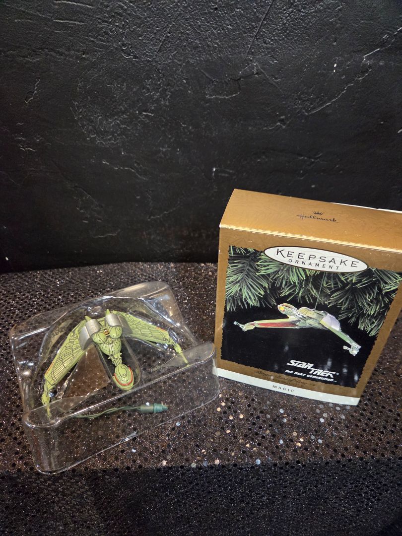 Hallmark Keepsake Klingon Bird of Prey