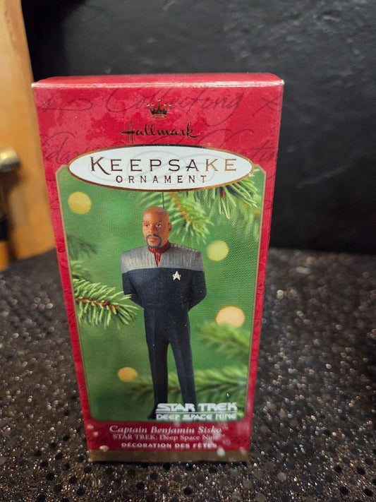 Hallmark Keepsake Captain Benjamin Sisko Deep Space Nine